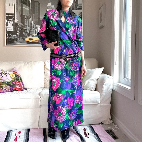 Vintage watercolour floral maxi dress - Picture 2 of 15